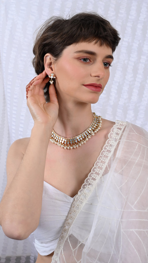 Yadavi Choker with Earrings