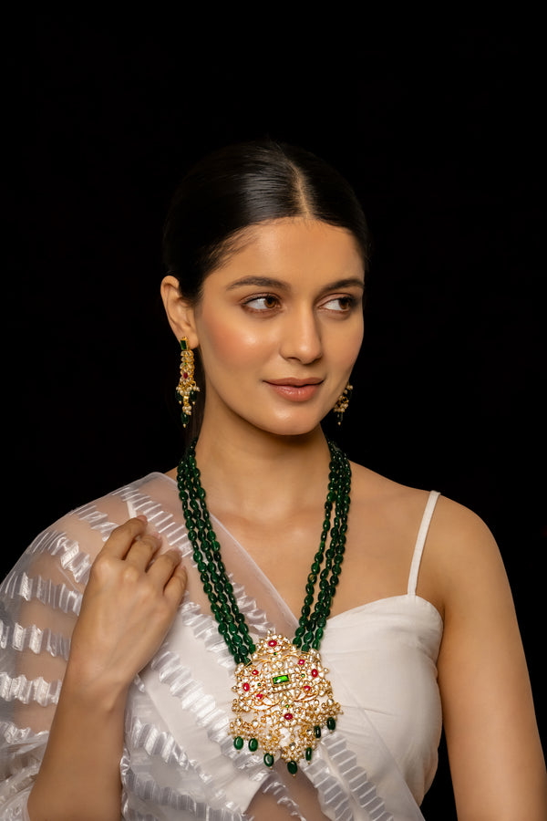 Manikya Pendant with Earrings