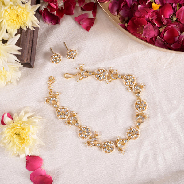 SJN1139- White Colour Gold Plated Jadau Kundan Choker with Earrings