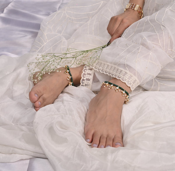 Alvaro Gold Plated Kundan Anklets