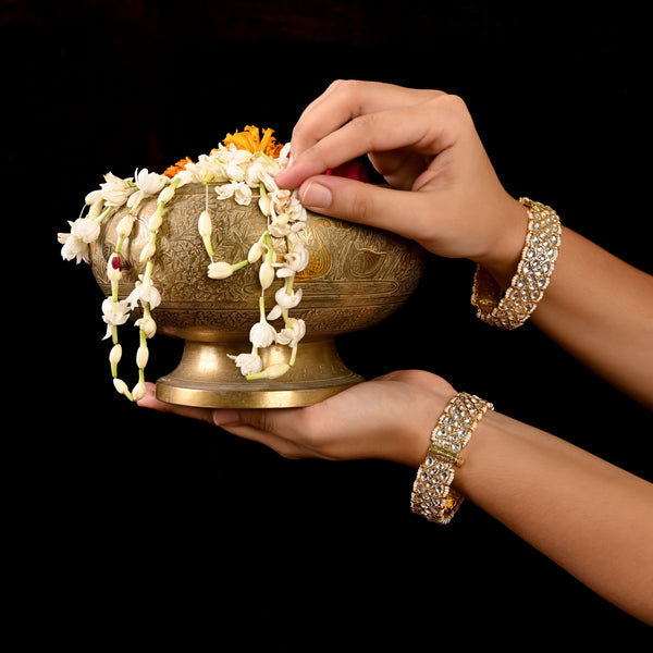 Pia Kundan Bangle