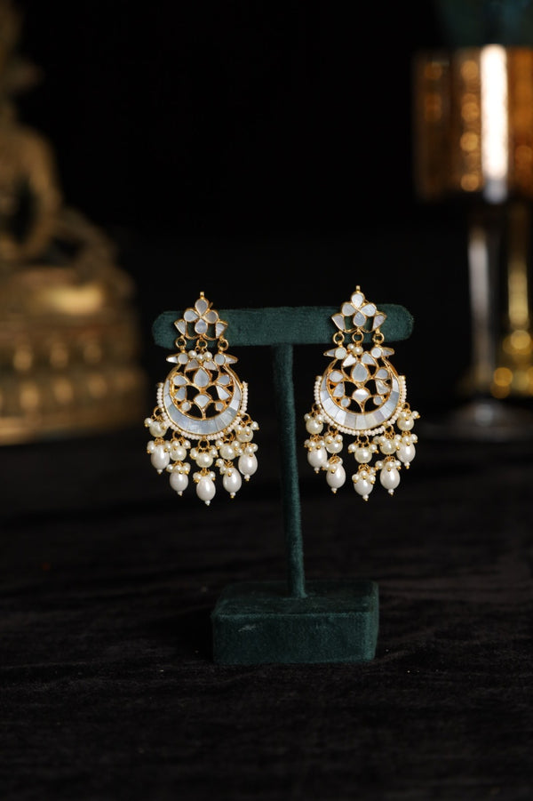 SJE1084- White Colour Gold Plated Mother of Pearl Chandbali Earrings