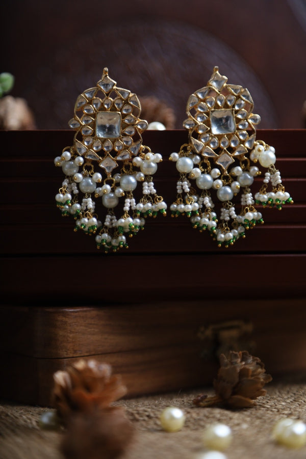 SJE1074- White Colour Gold Plated Jadau Kundan Studs Earrings