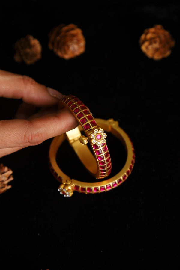 SJB1025- Pink Colour Gold Plated Jadau Kundan Temple Bangle